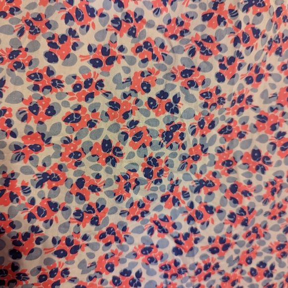 Gap Button-down - Picture 8 of 10